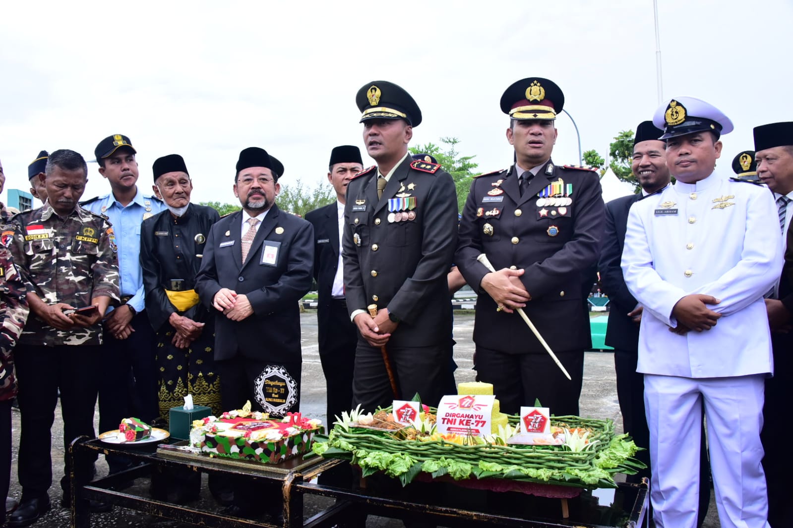Bupati Bengkalis Hadiri Peringatan HUT TNI ke-77