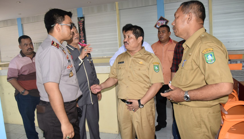 Dikeluhkan Masyarakat Jadi Tempat Hiburan dan Pesta Miras, Bupati Sidak Pujasera Duri